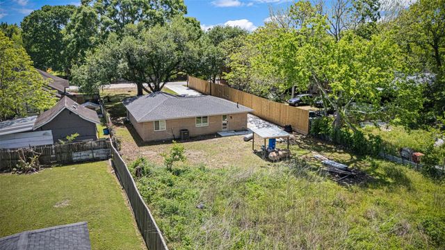 638 Cleo Street, Fresno, TX 77545