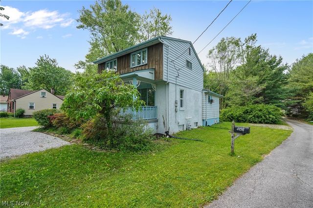 4160 Columbia Road, North Olmsted, OH 44070