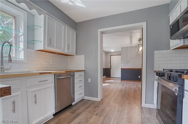 4160 Columbia Road, North Olmsted, OH 44070