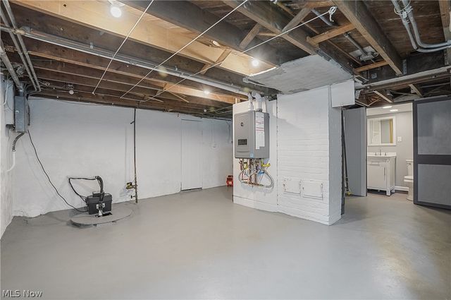 4160 Columbia Road, North Olmsted, OH 44070