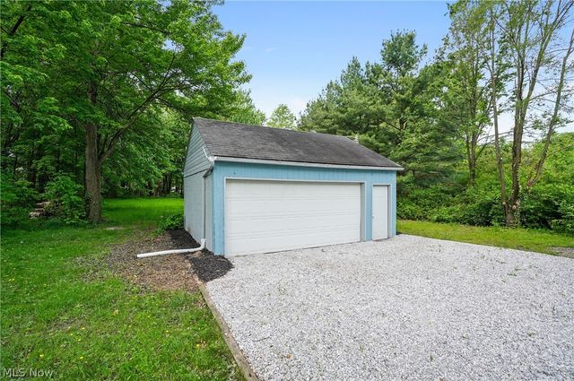4160 Columbia Road, North Olmsted, OH 44070