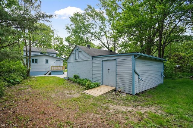 4160 Columbia Road, North Olmsted, OH 44070