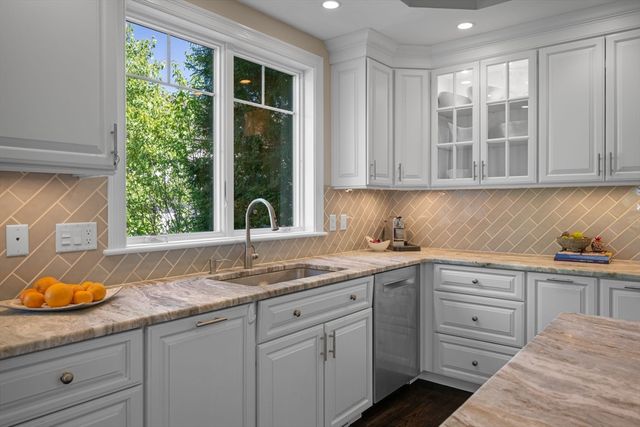 9 Trevino Circle, Andover, MA 01810