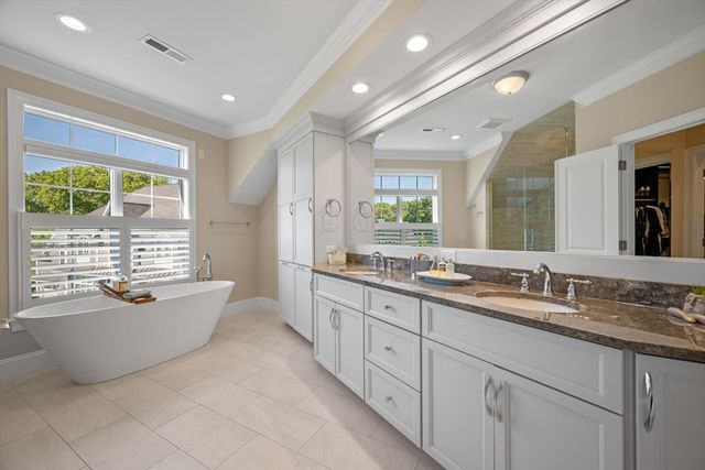 9 Trevino Circle, Andover, MA 01810