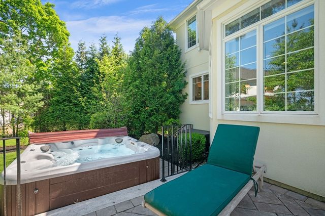9 Trevino Circle, Andover, MA 01810