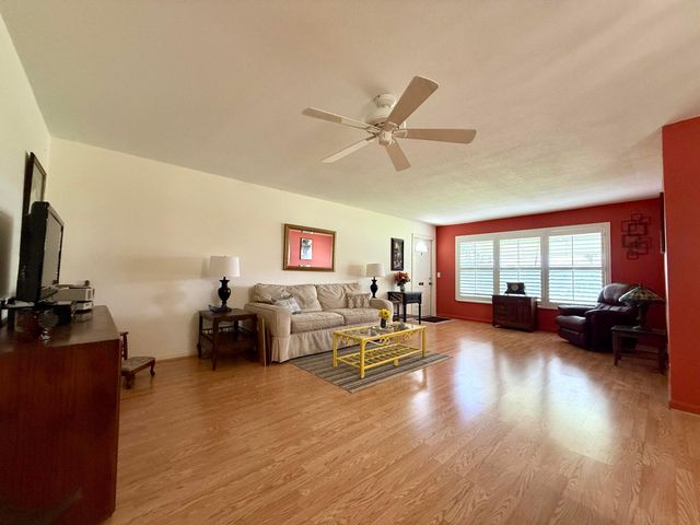 215 South Boulevard C, Boynton Beach, FL 33435