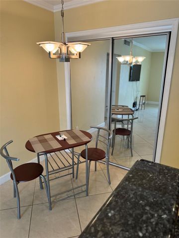 2171 NE 66th Street 801, Fort Lauderdale, FL 33308