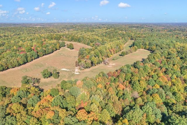 796 Daisy Cir, Cumberland Furnace, TN 37051