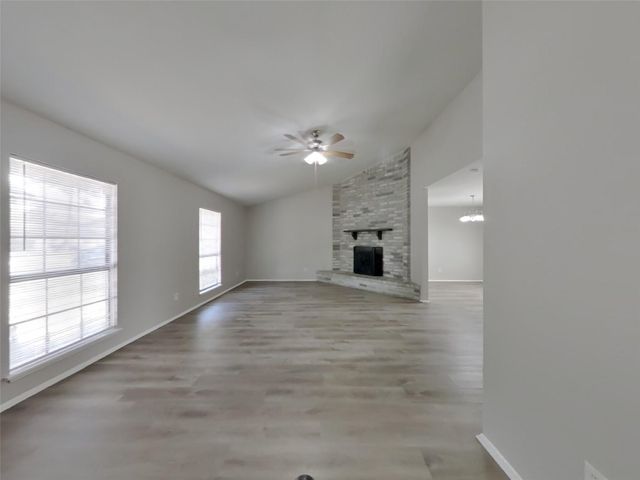 2806 Quail Run Drive, Humble, TX 77396