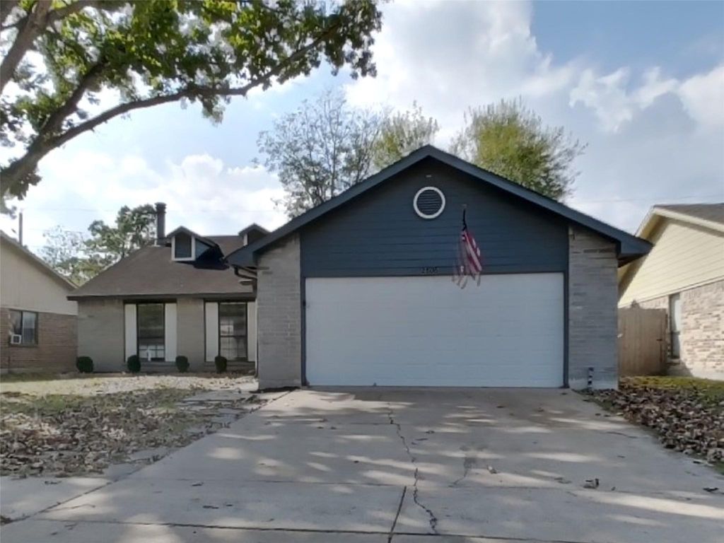 2806 Quail Run Drive, Humble, TX 77396