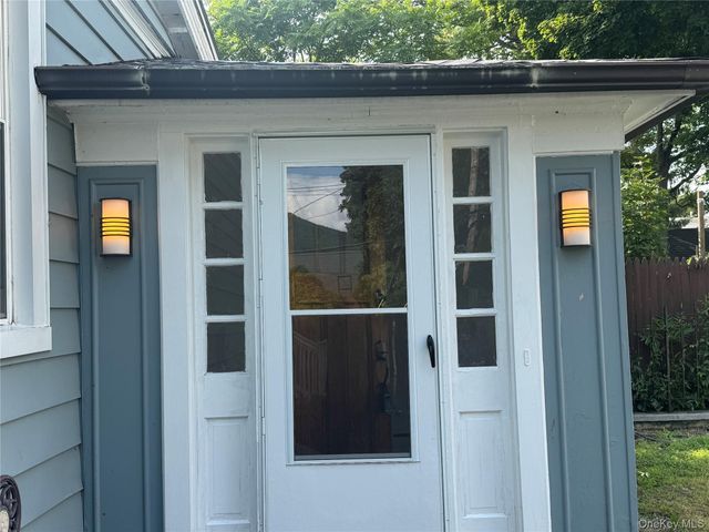5 N Elm Street, Beacon, NY 12508