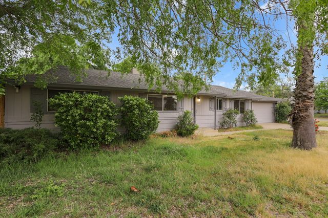 2410 Starlight, Redding, CA 96001