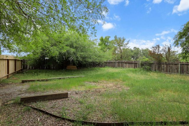 2410 Starlight, Redding, CA 96001