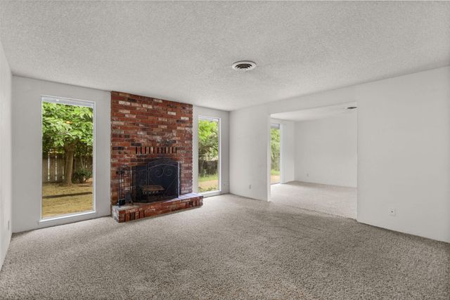 2410 Starlight, Redding, CA 96001