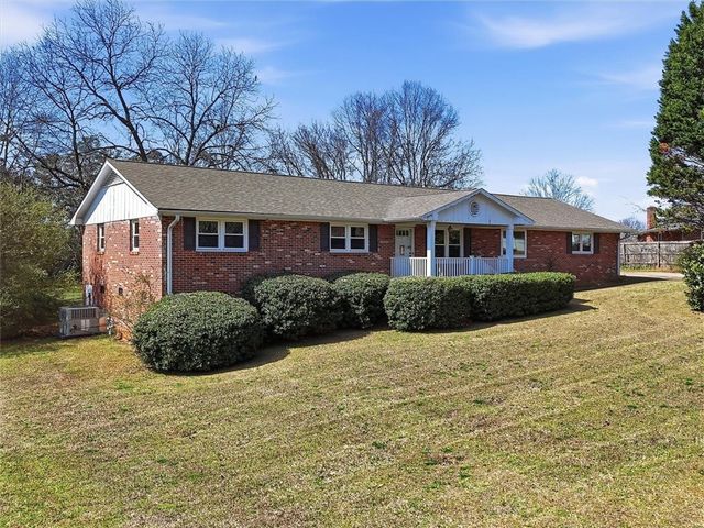 102 Pine Needle Trail, Anderson, SC 29625