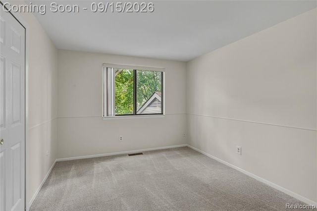 29638 Farmbrook Villa Court, Southfield, MI 48034