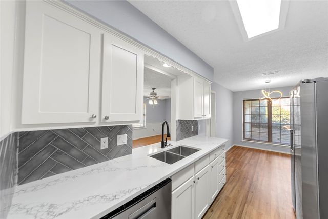 2827 Cross Timbers Drive, Irving, TX 75060