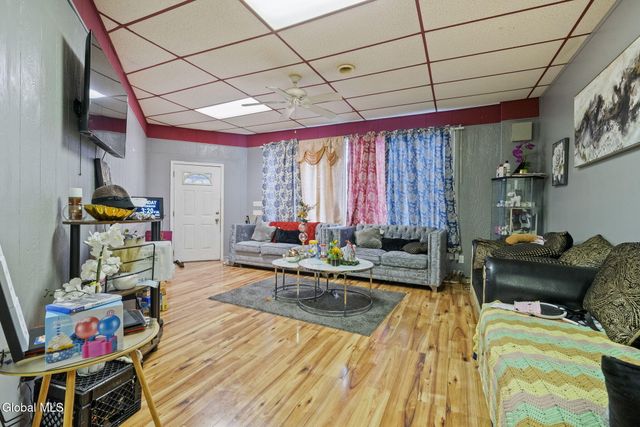 178A Delaware Avenue, Albany, NY 12209