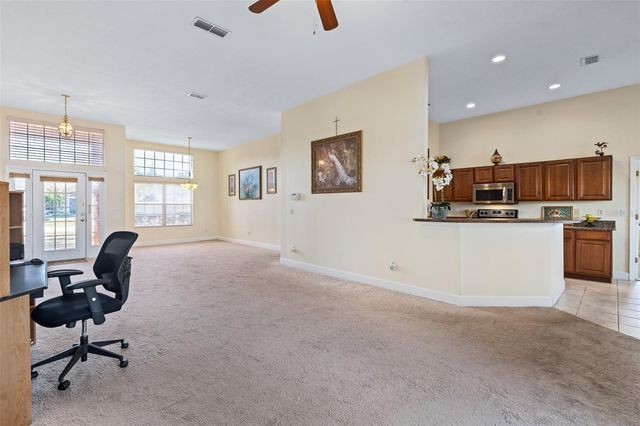 19 RUSSKIN LANE, Palm Coast, FL 32164