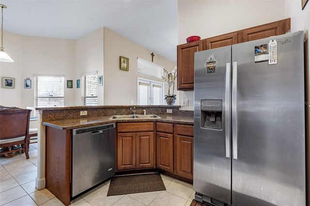 19 RUSSKIN LANE, Palm Coast, FL 32164