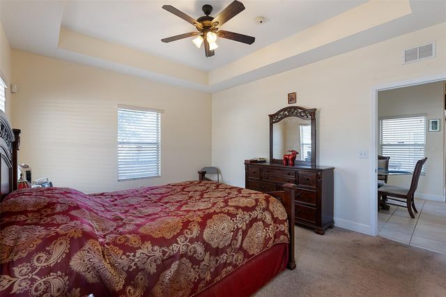 19 RUSSKIN LANE, Palm Coast, FL 32164