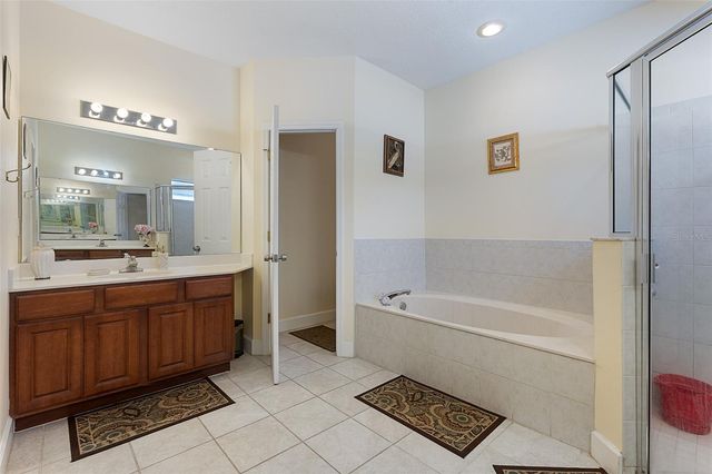 19 RUSSKIN LANE, Palm Coast, FL 32164