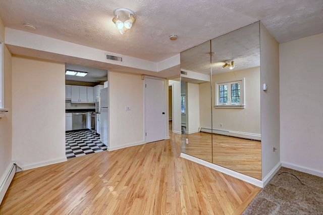 360 Fountain Street APT 6, New Haven, CT 06515