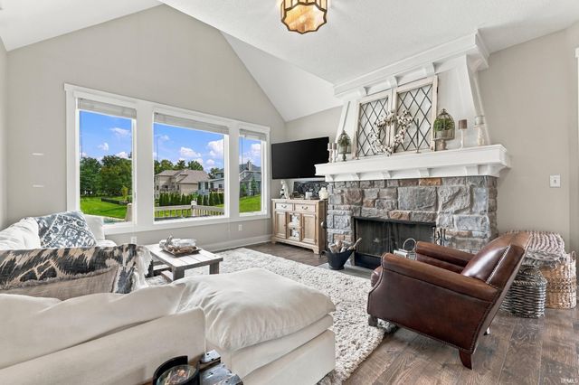 14920 Whisper Rock Boulevard, Fort Wayne, IN 46845