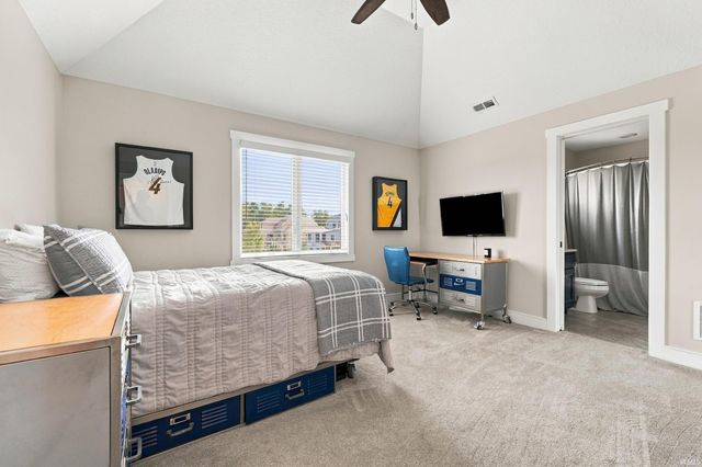 14920 Whisper Rock Boulevard, Fort Wayne, IN 46845