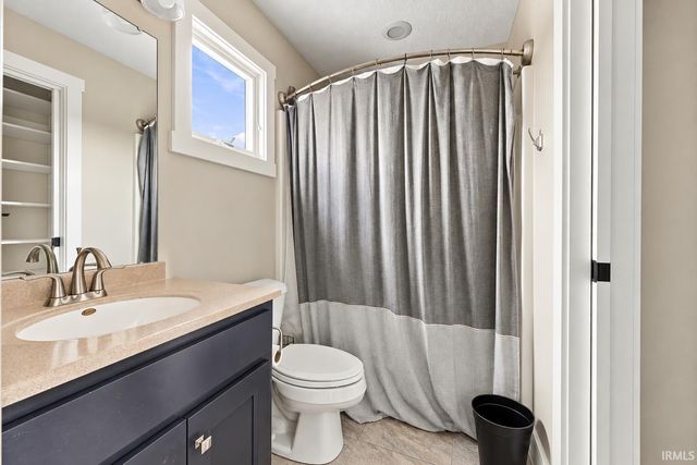14920 Whisper Rock Boulevard, Fort Wayne, IN 46845