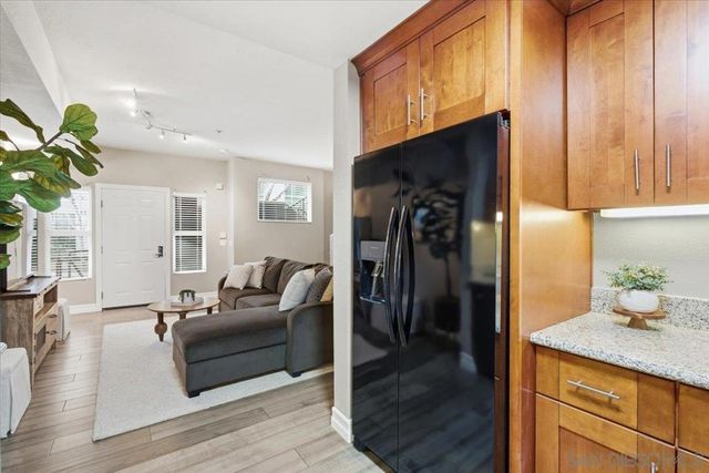 525 11th Avenue 1108, San Diego, CA 92101