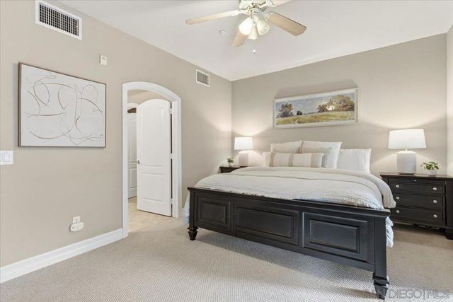 525 11th Avenue 1108, San Diego, CA 92101