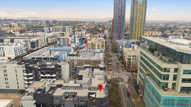 525 11th Avenue 1108, San Diego, CA 92101