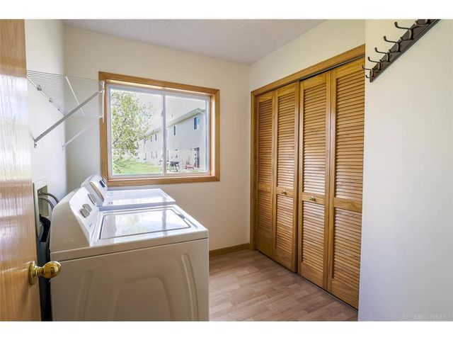 1215 West Edge Place, New Richmond, WI 54017