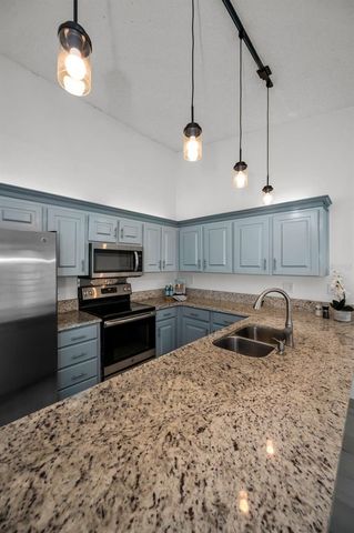 3377 CRYSTAL COURT E E, Palm Harbor, FL 34685