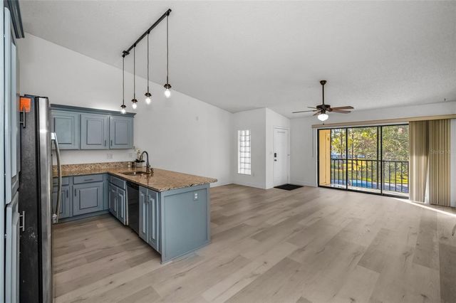 3377 CRYSTAL COURT E E, Palm Harbor, FL 34685