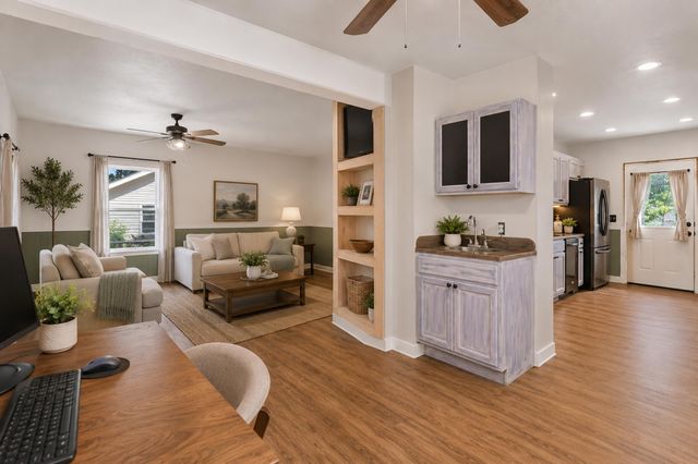 119 S Manning Street, Hillsdale City, MI 49242