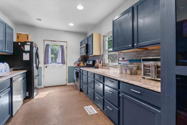 119 S Manning Street, Hillsdale City, MI 49242