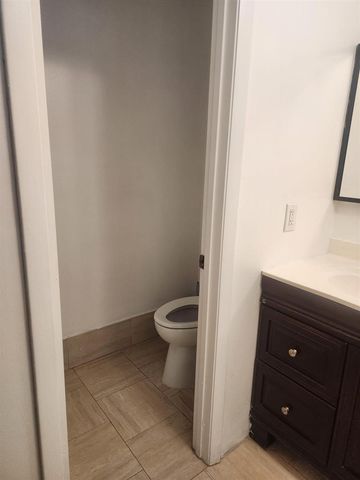 13955 Langley Place, Davie, FL 33325