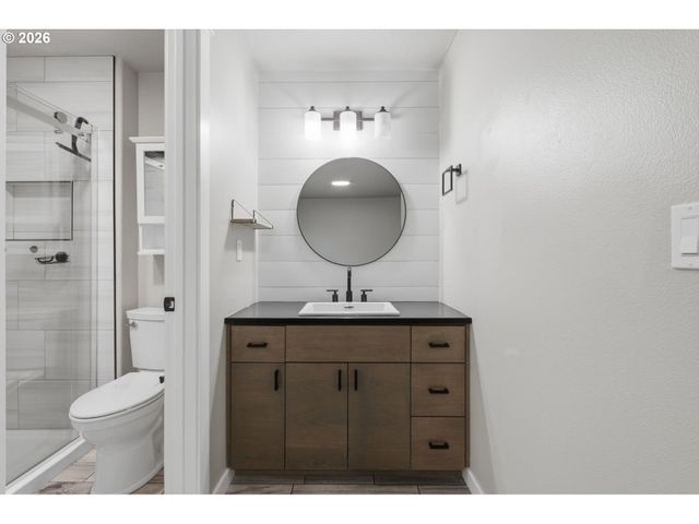 2607 DUKE St, Woodburn, OR 97071