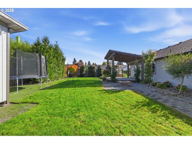 2607 DUKE St, Woodburn, OR 97071