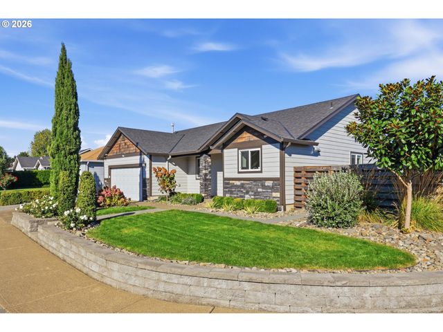 2607 DUKE St, Woodburn, OR 97071