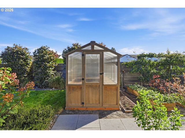 2607 DUKE St, Woodburn, OR 97071