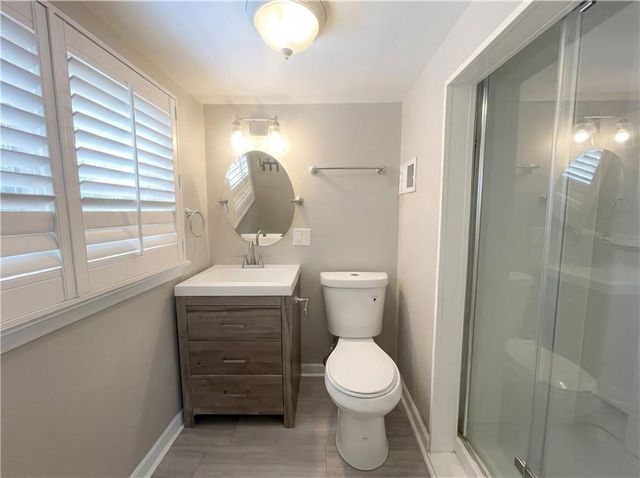 715 E 72nd Terrace, Kansas City, MO 64131