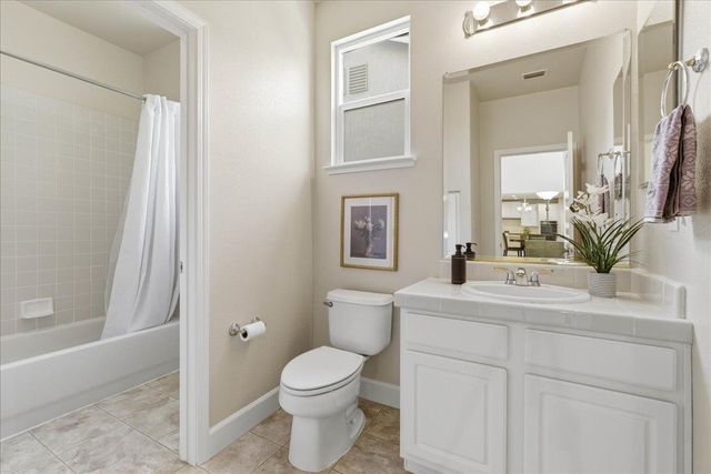 6128 Big Bend Dr, Roseville, CA 95678