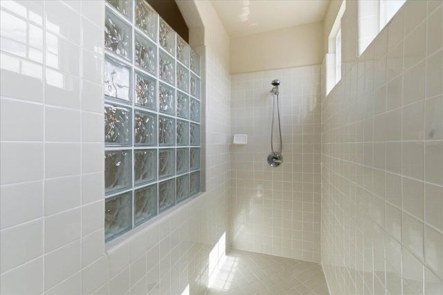 6128 Big Bend Dr, Roseville, CA 95678