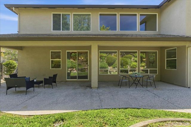 6128 Big Bend Dr, Roseville, CA 95678