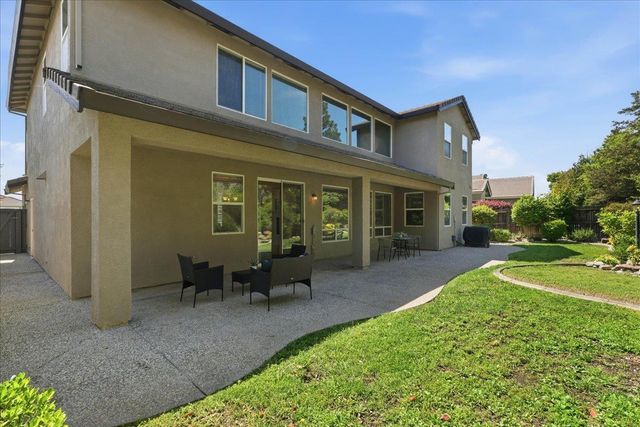 6128 Big Bend Dr, Roseville, CA 95678