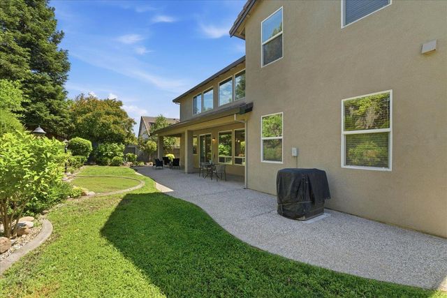 6128 Big Bend Dr, Roseville, CA 95678