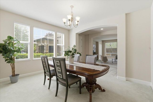 6128 Big Bend Dr, Roseville, CA 95678